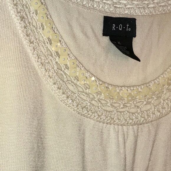 R•Q•T Xl blouse - Picture 2 of 5